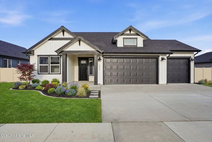 Property Photo:  6994 N Coeur Terre Blvd  ID 83815 