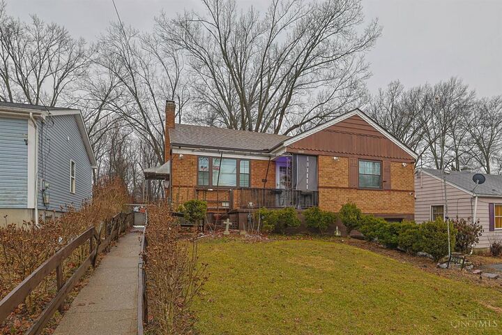 Property Photo:  2031 Emerson Avenue  OH 45239 