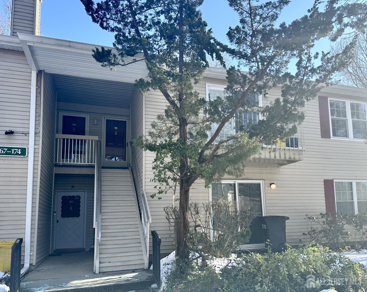 Property Photo:  171 Applegate Lane  NJ 08816 