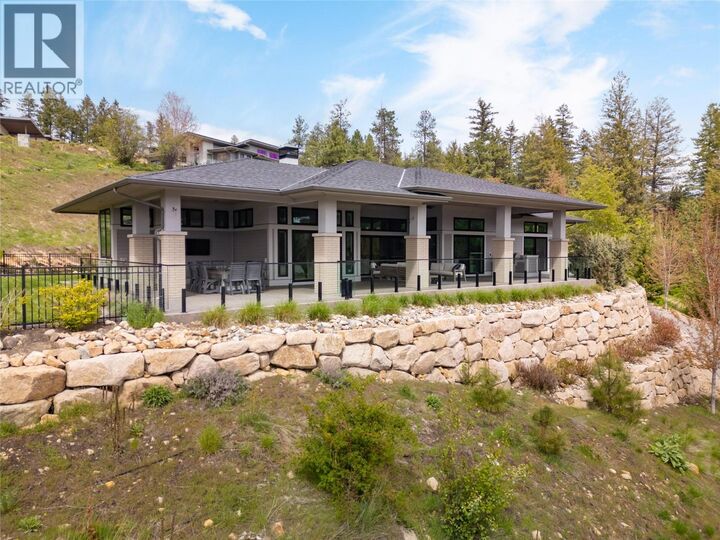 Property Photo: 689 Birdie Lake Place BC V1H 2L3