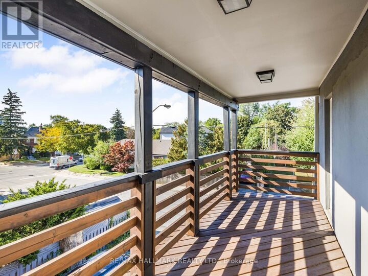 Property Photo:  90 Leroy Avenue  ON M4J 4G8 