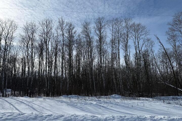 Property Photo:  22 Fuller Road  MB R0E 0M0 