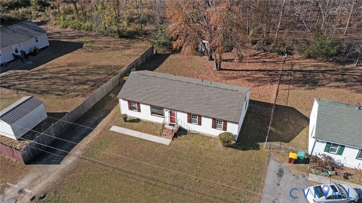 Property Photo: 133 Lakewood Drive VA 23805