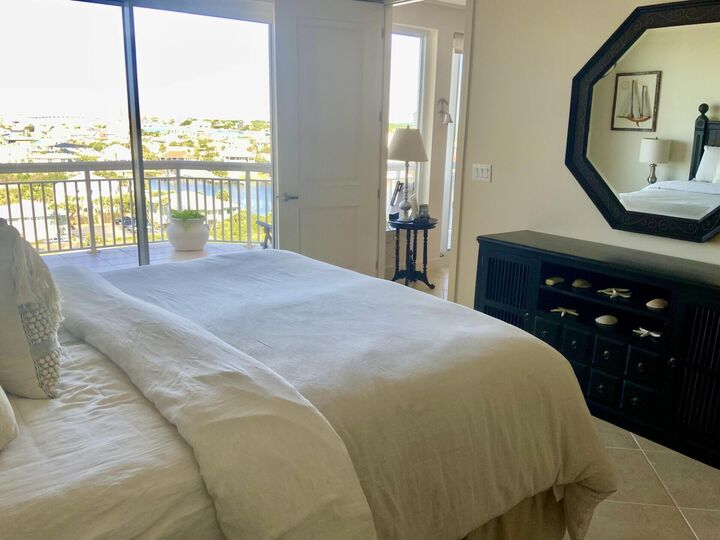 Property Photo: 725 Gulf Shore Drive 704B FL 32541