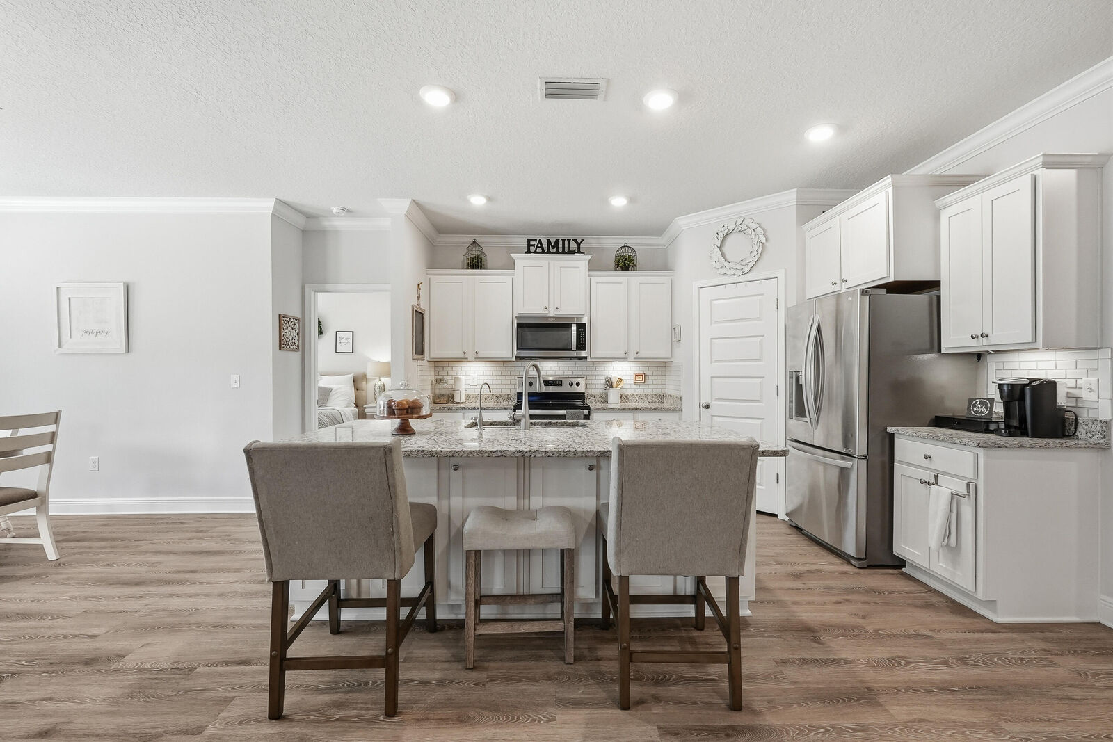 Property Photo: 530 Lightning Bug Lane FL 32439