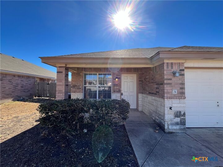 Property Photo: 1304 Cinch Drive TX 76549