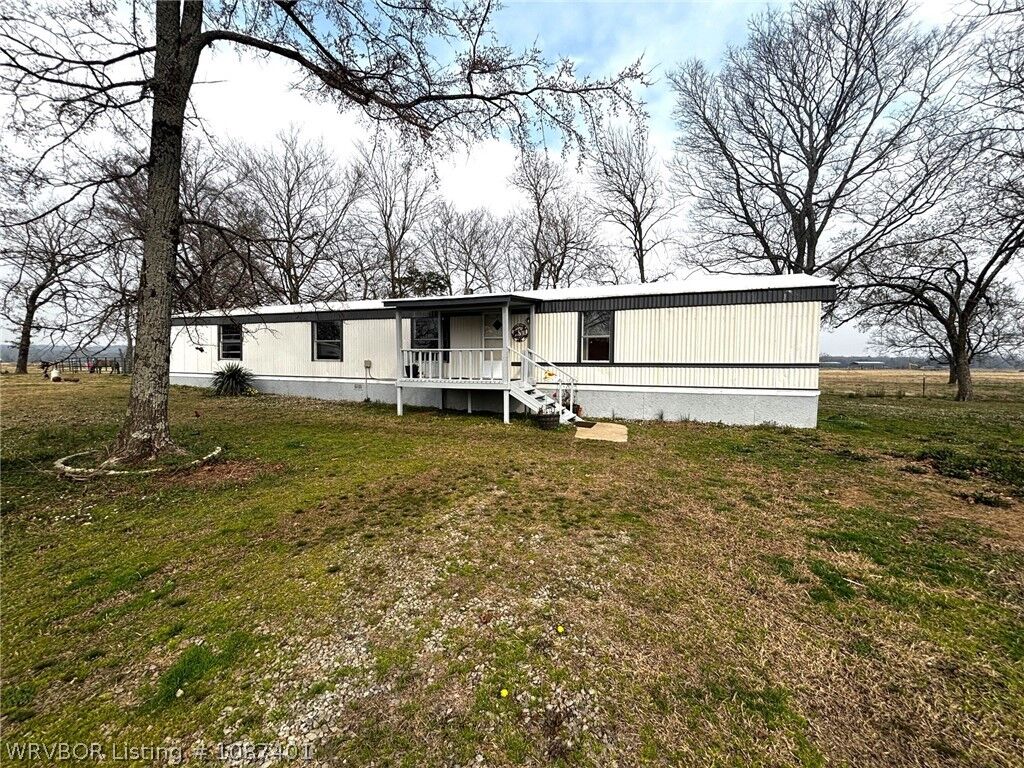 Property Photo:  4114 State Highway 23  AR 72927 