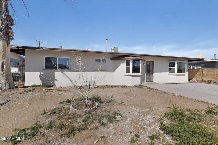 Property Photo:  4801 Chisos Lane  TX 79904 