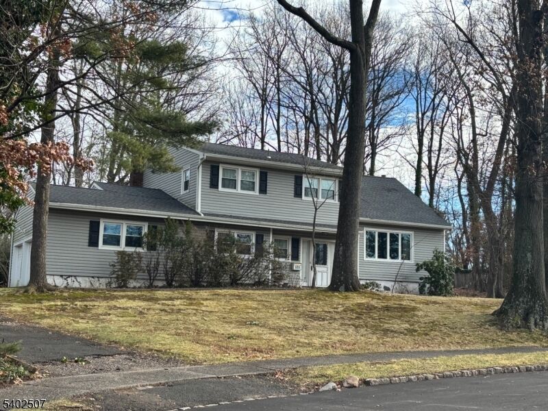 Property Photo:  171 Dorset Dr  NJ 07066 