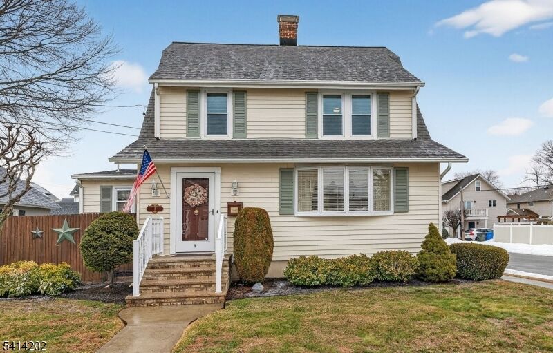 Property Photo:  3 Jenessee Ct  NJ 07095 
