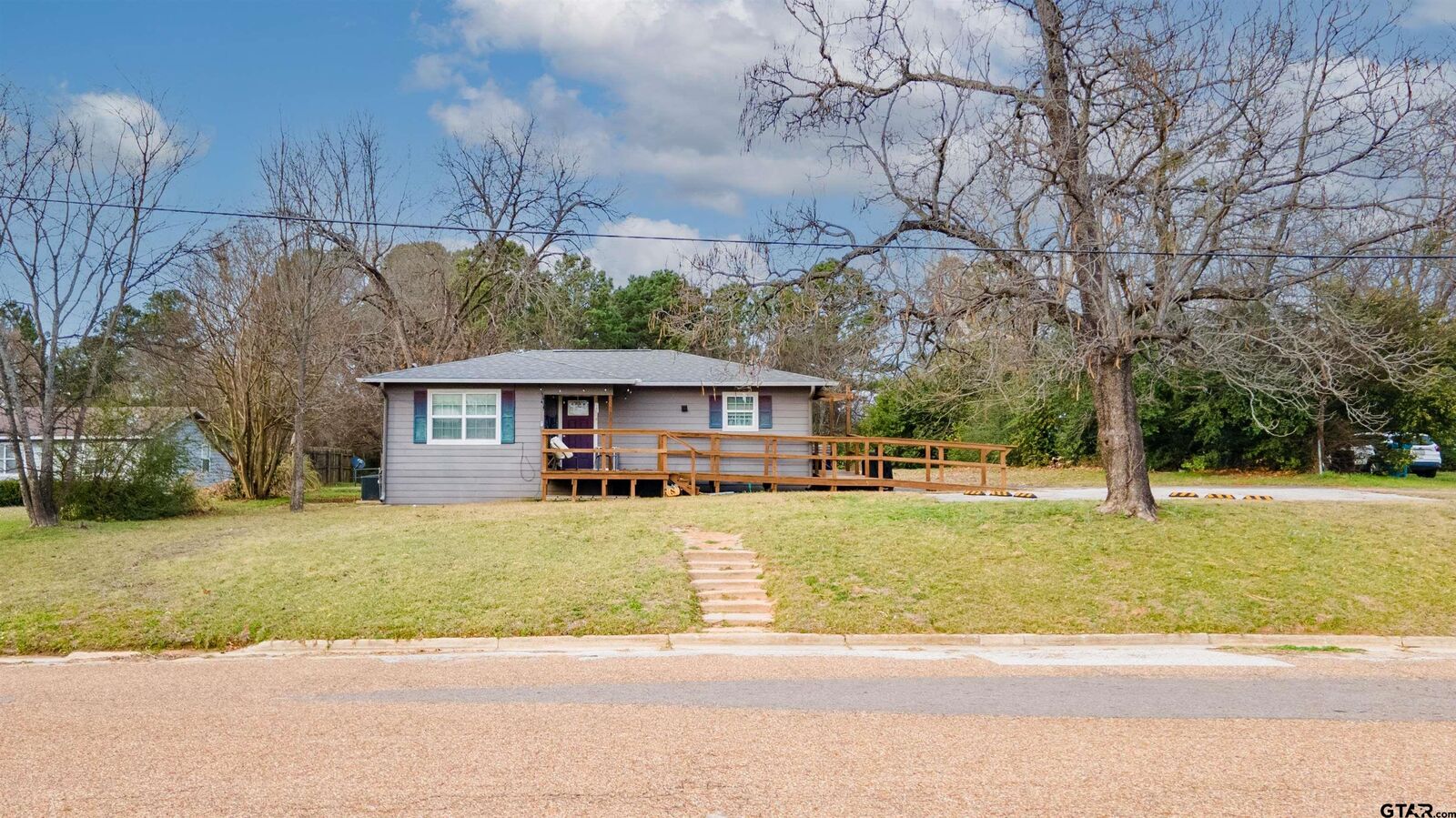 Property Photo:  329 Lynch  TX 75765 