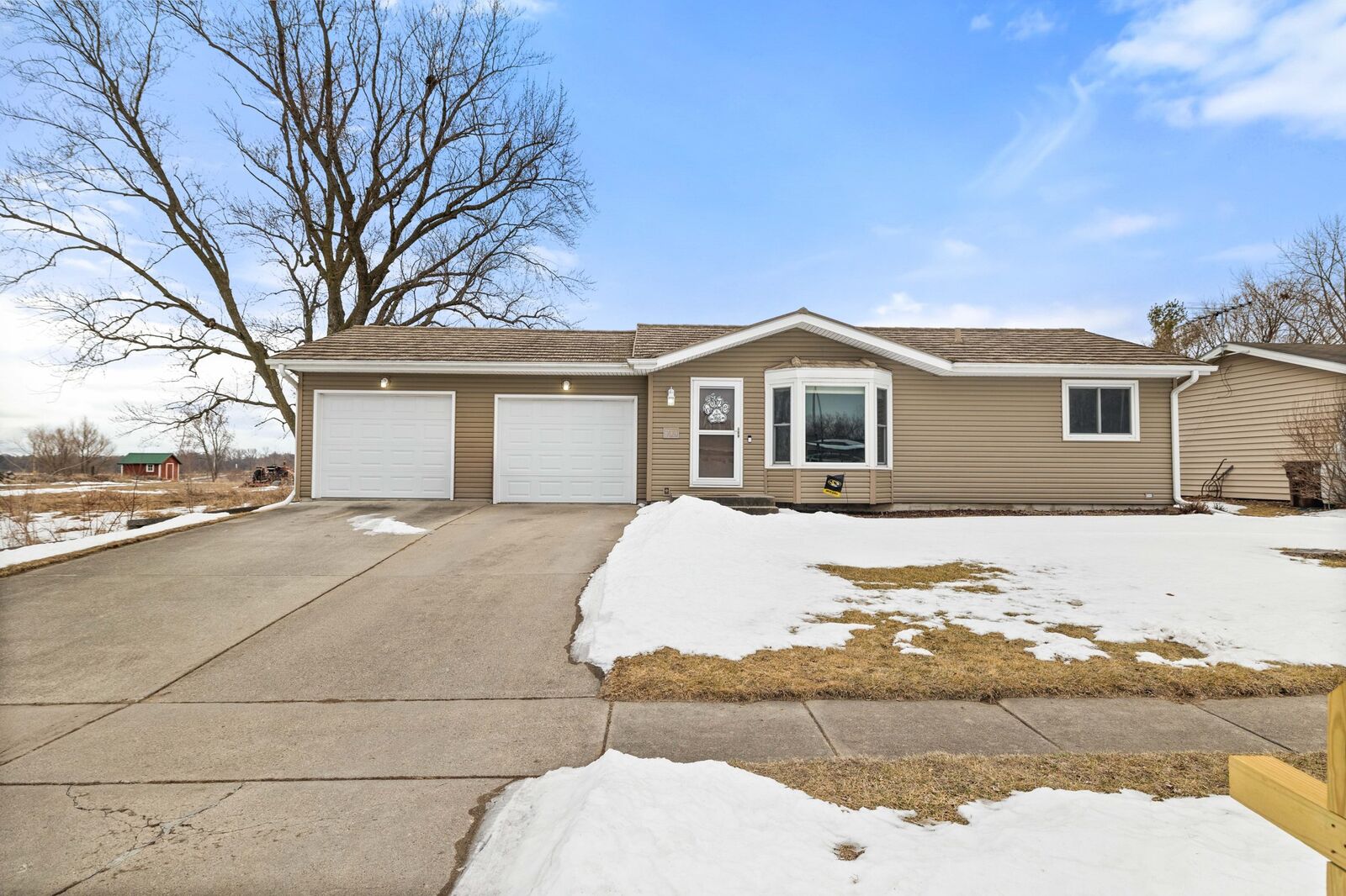 Property Photo: 714 Garden Road IA 50010