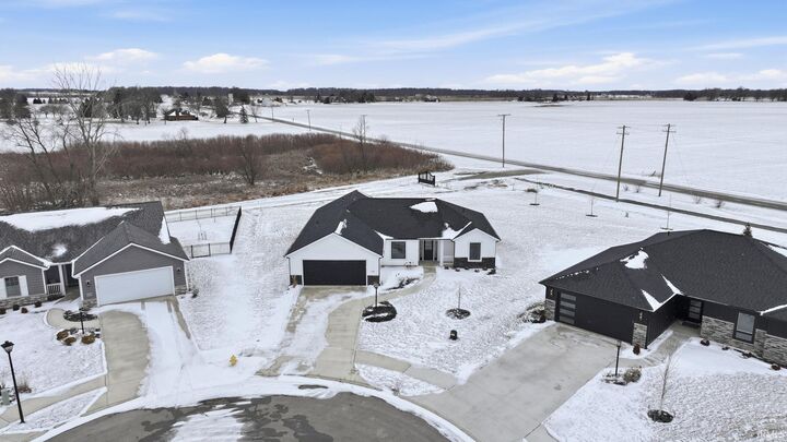 Property Photo:  1584 Lagonda Trail  IN 46818 