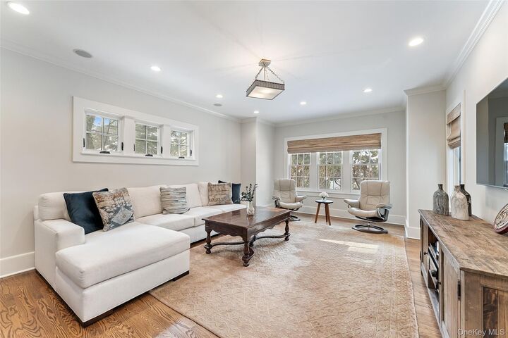 Property Photo:  1 Elmdorf Drive  NY 10583 