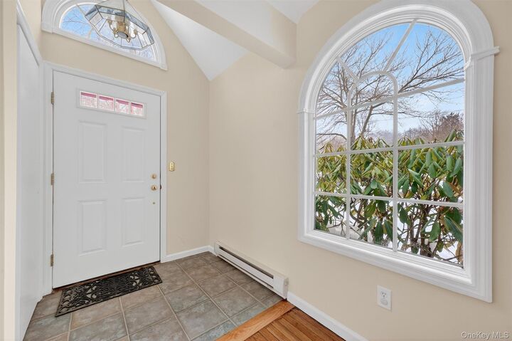 Property Photo:  31 Oneonta Road  NY 10512 