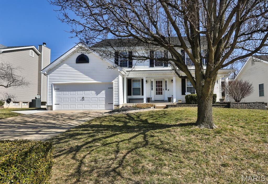 Property Photo:  548 Crown Passage Drive  MO 63303 