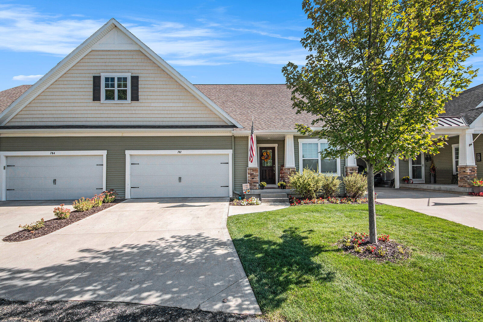 Property Photo:  702 Braeside Drive SE  MI 49315 