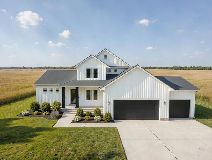 Property Photo: 33 Aviara Oaks Parkway MI 49201