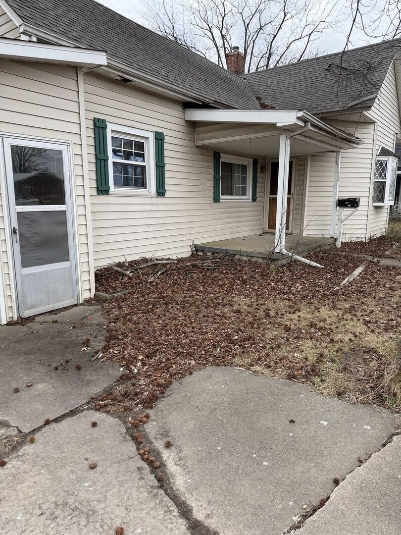 Property Photo: 606 Taffee Street IL 62274