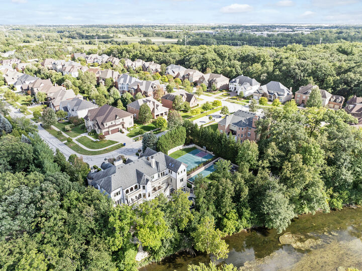 Property Photo:  51 Ford Lane  IL 60565 