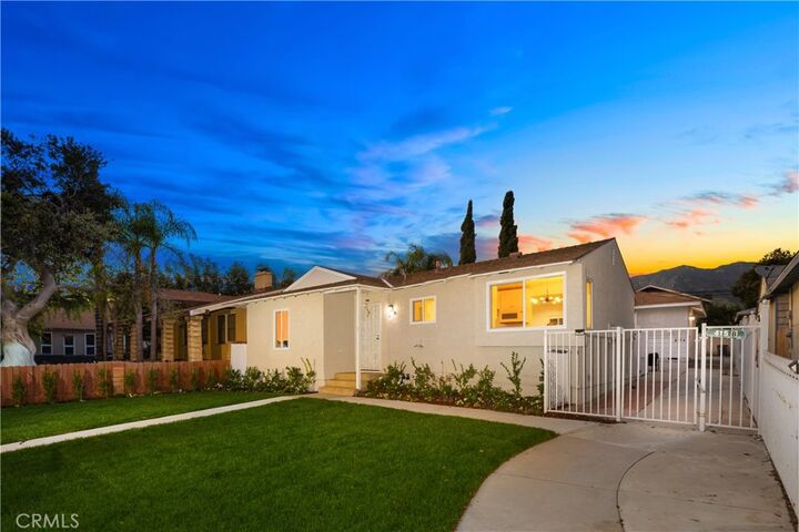 Property Photo:  415 E Walnut Avenue  CA 91016 