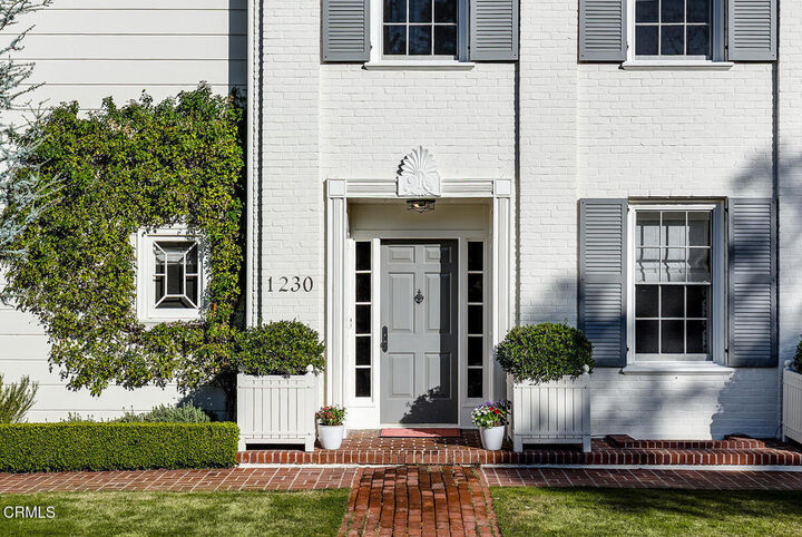 Property Photo: 1230 Hillside Road CA 91105