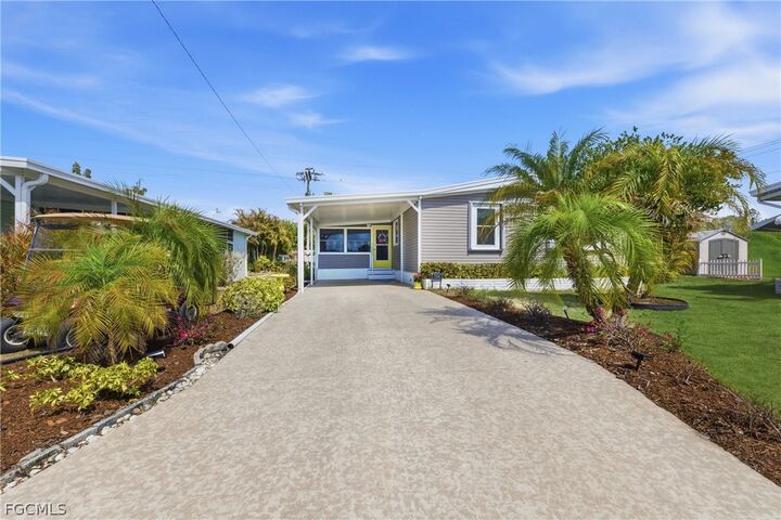 Property Photo:  734 Knotty Pine Circle  FL 33917 