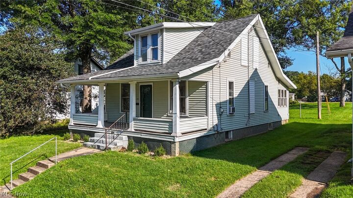 Property Photo:  207 Kenwood Street  OH 45750 