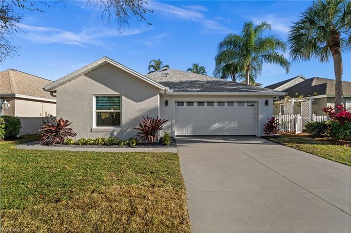 Property Photo:  1046 Silverstrand Dr  FL 34110 