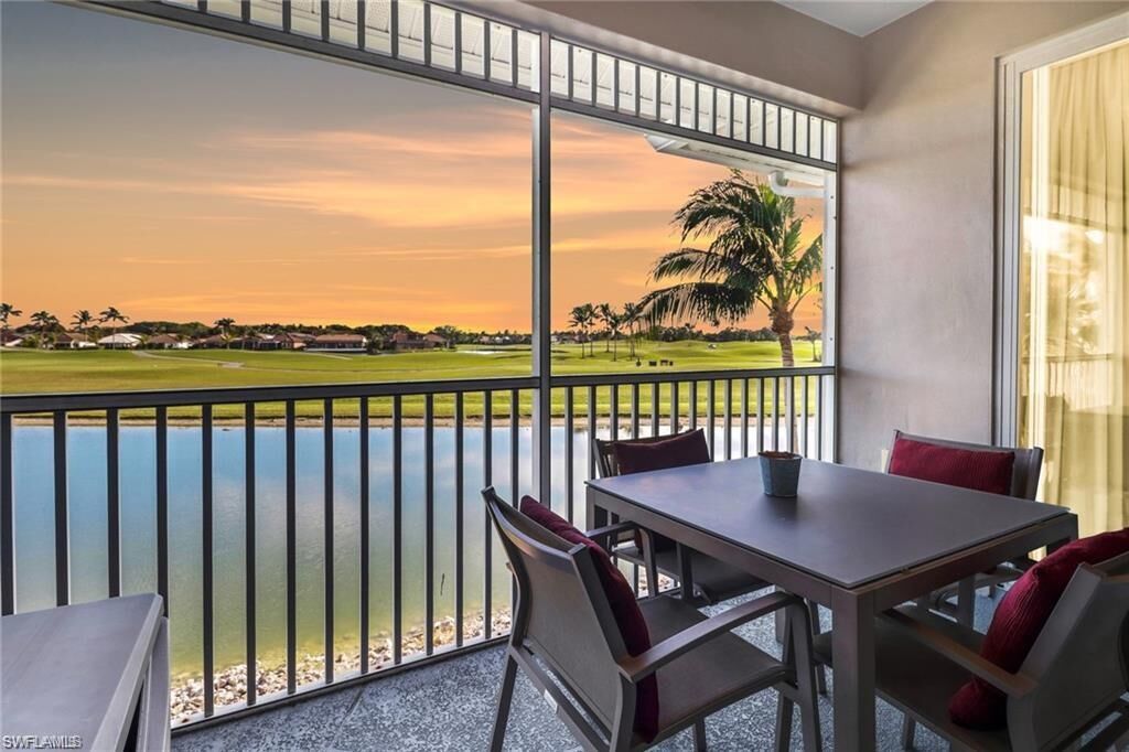 Property Photo: 7935 Mahogany Run Ln 726 FL 34113