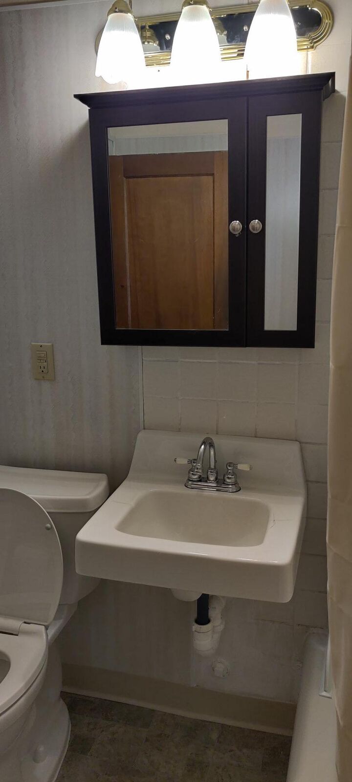 Property Photo:  2537 Pillsbury Avenue S  MN 55404 