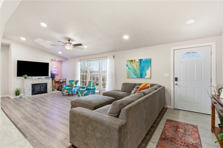 Property Photo:  35 Kensington Drive  AR 72715 