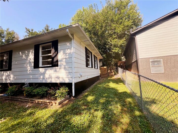 Property Photo: 510 N Spruce AR 72601