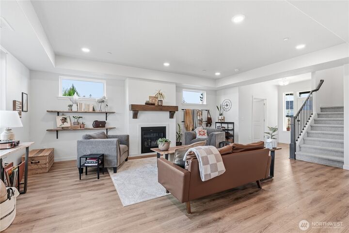 Property Photo:  134 E Joyce Court  WA 98629 