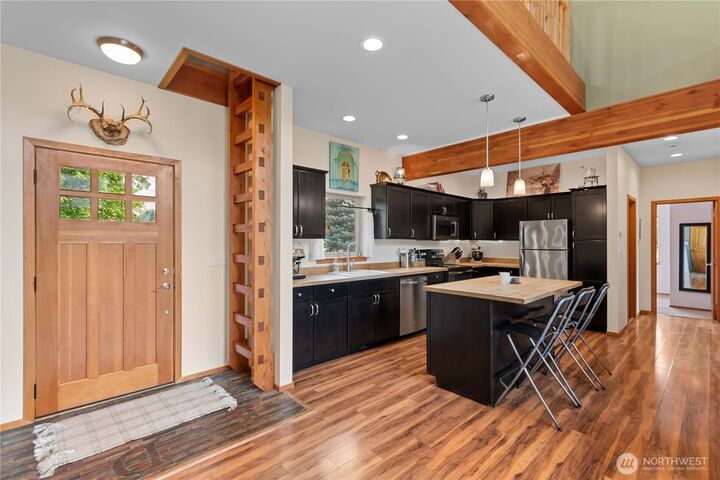 Property Photo: 12503 Shore Street WA 98826