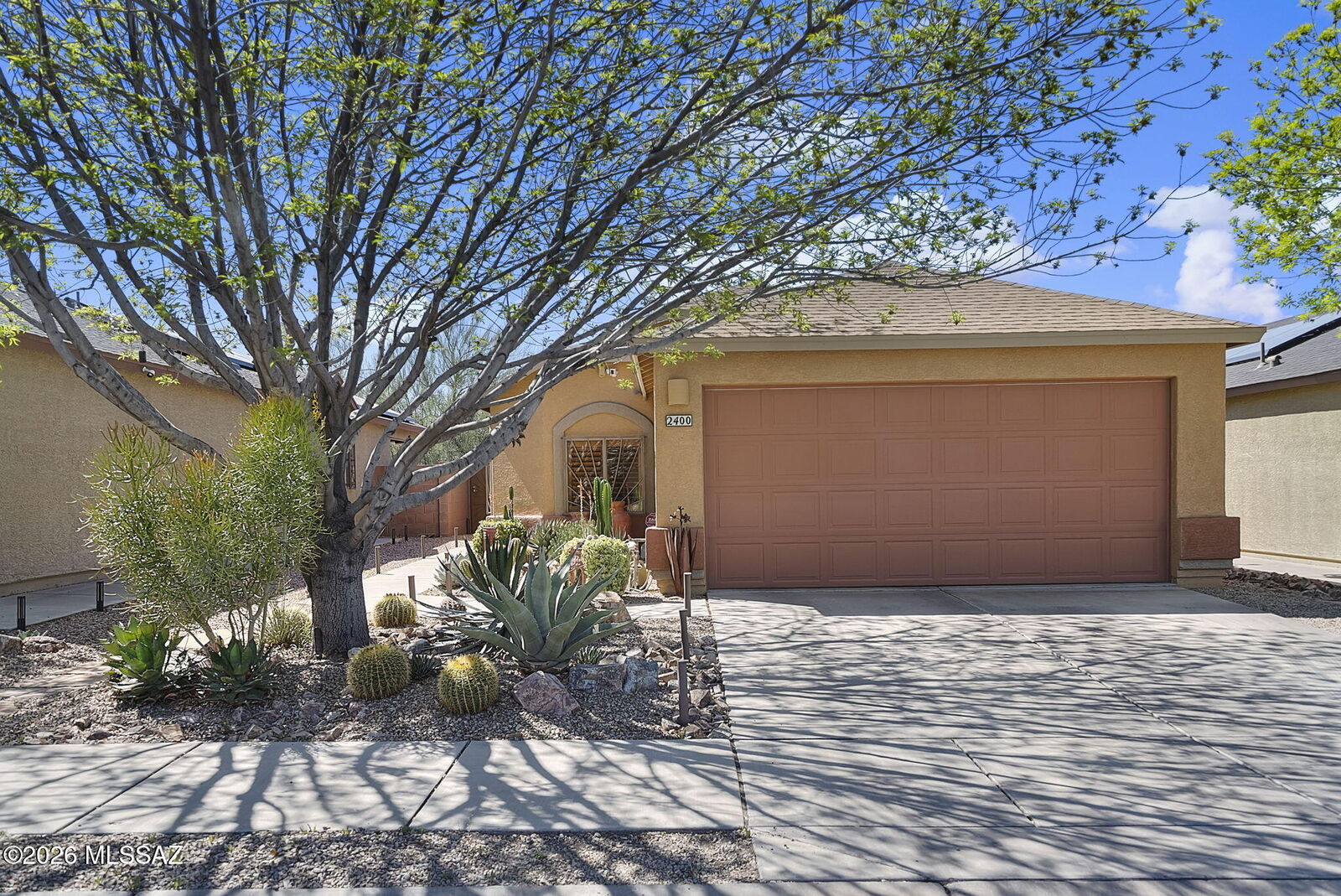 Property Photo: 2400 E Camino Malcote AZ 85706