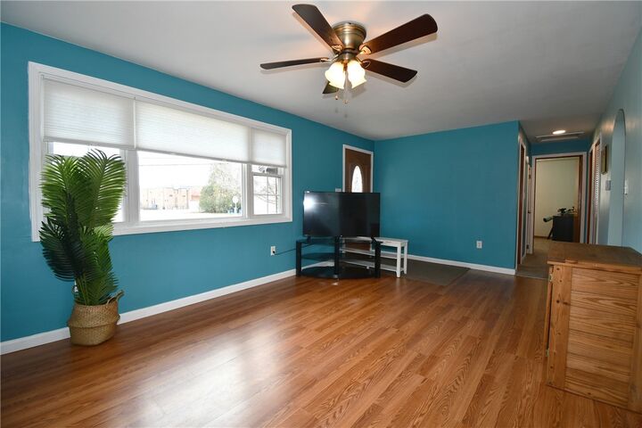 Property Photo:  131 E Water St  PA 16057 