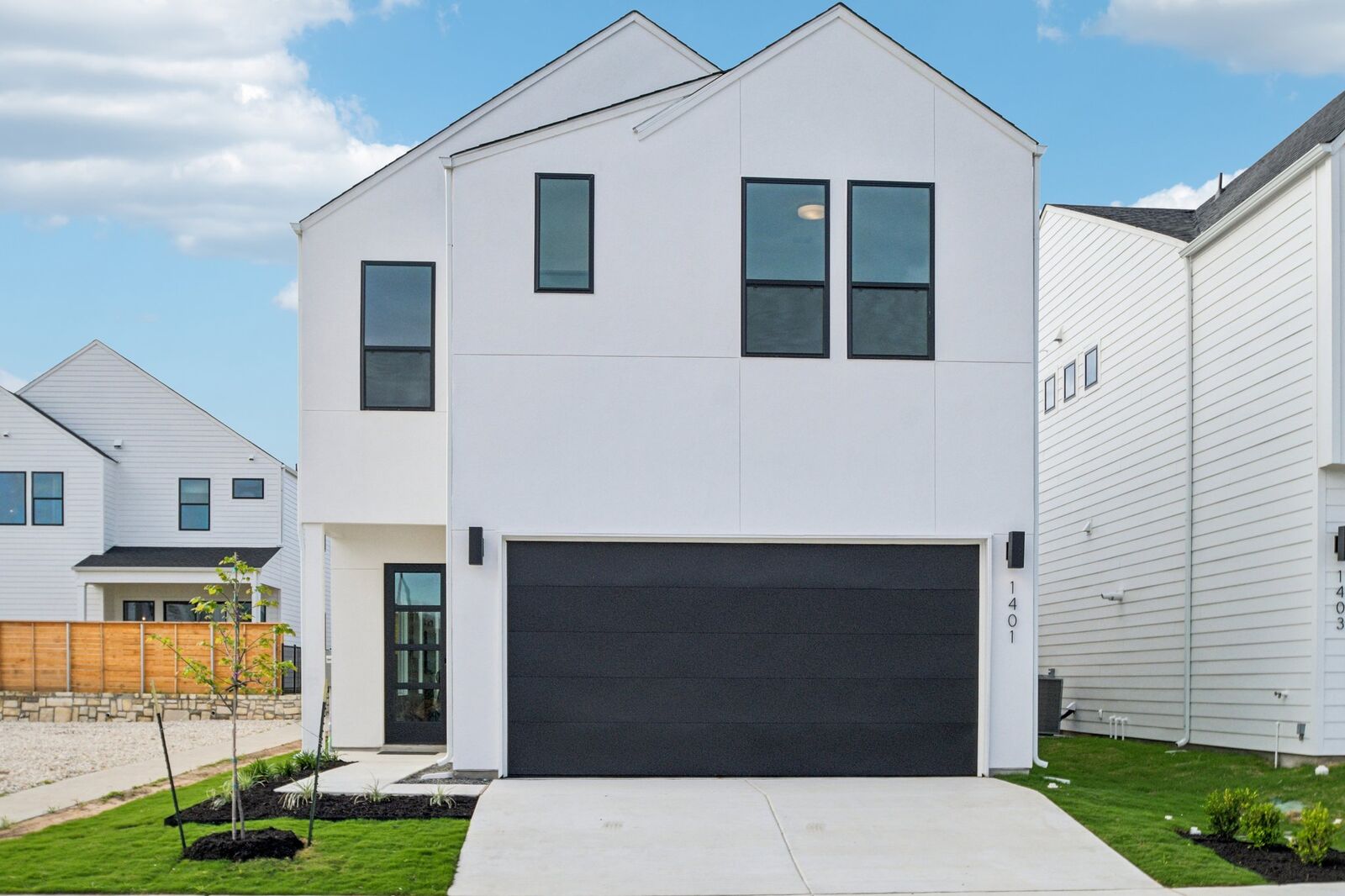 Property Photo: 1302 Rambling Rose Road TX 78745