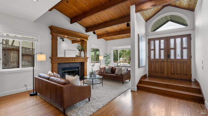 Property Photo:  723 Alice Street  CA 94945 