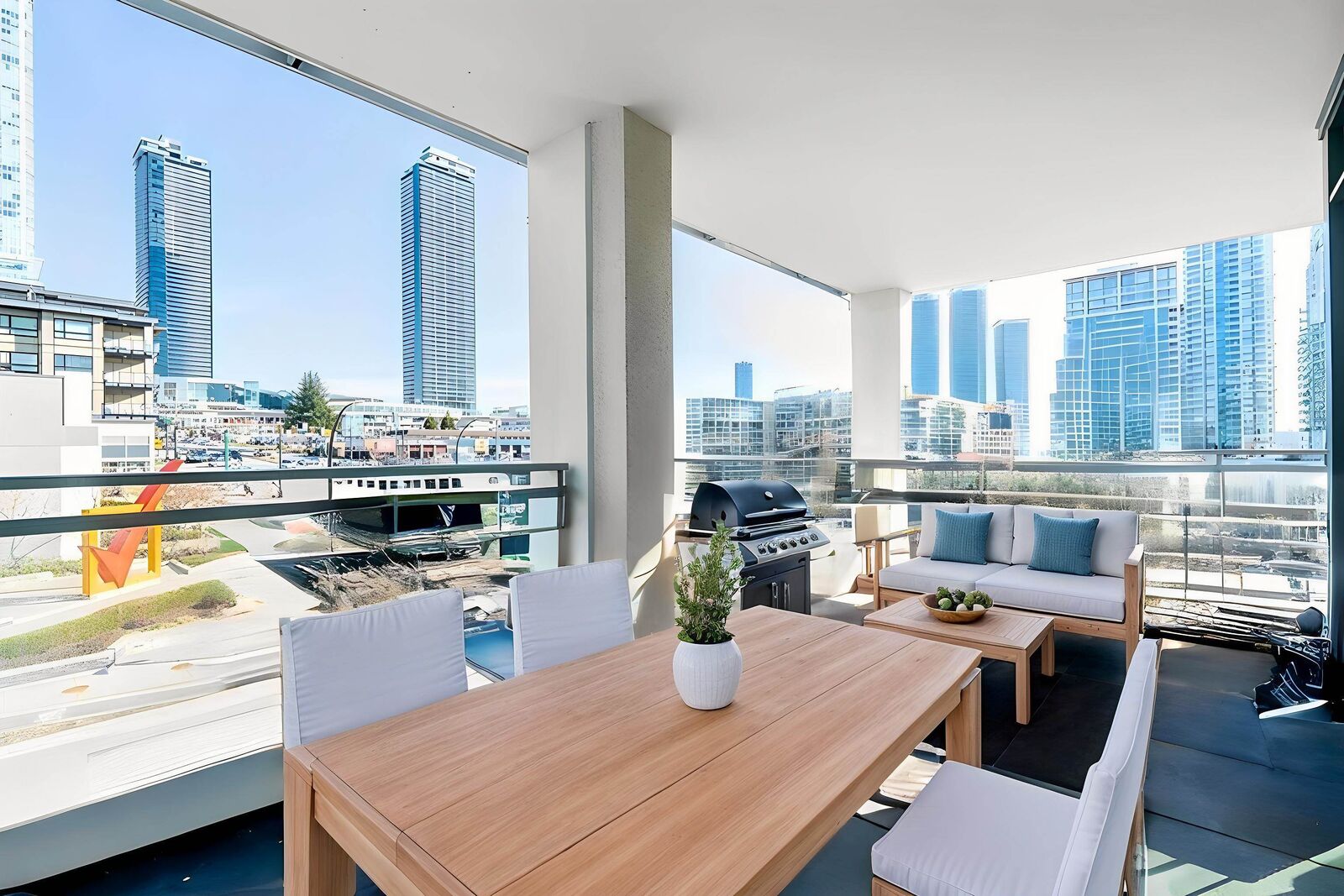 Property Photo: 4488 Juneau Street 303 BC V5C 0M4