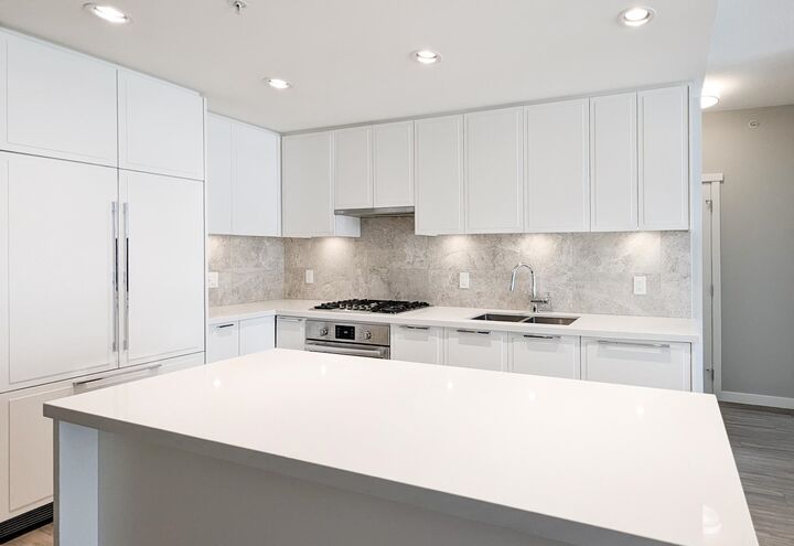 Property Photo:  3188 Riverwalk Avenue 402  BC V5S 0E7 