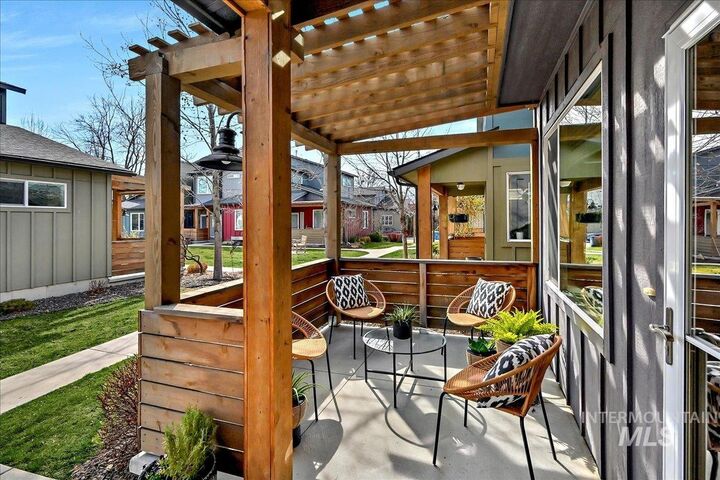 Property Photo:  291 E Thurman Mill Lane  ID 83714 