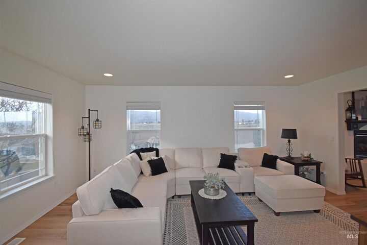 Property Photo:  2265 Pitchstone Drive  WA 99403 