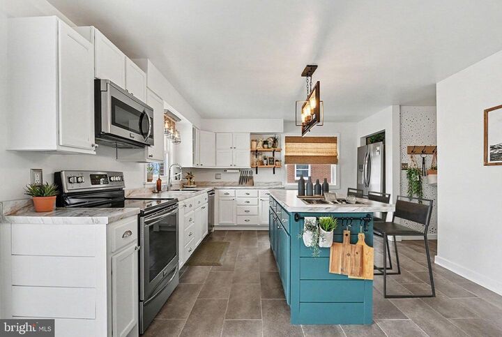 Property Photo:  208 Ridge Hill Road  PA 17050 