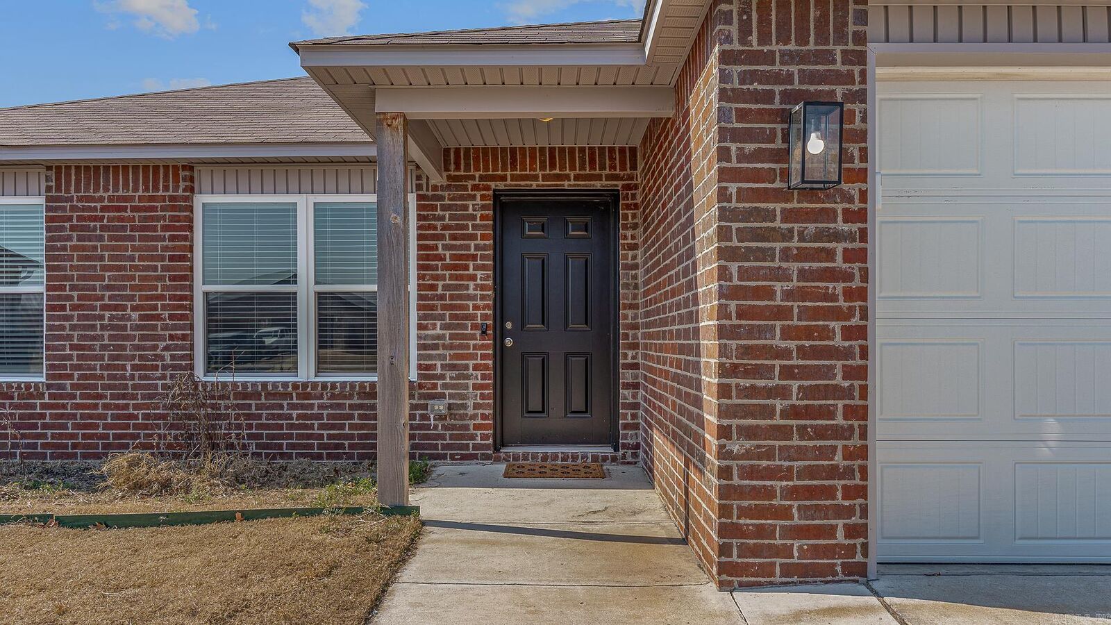 Property Photo:  745 Brody Ct  AR 72405 