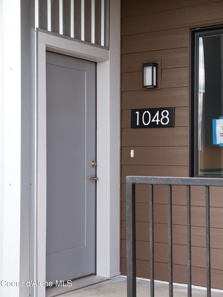 Property Photo:  1048 E 4th Ave 104  ID 83854 