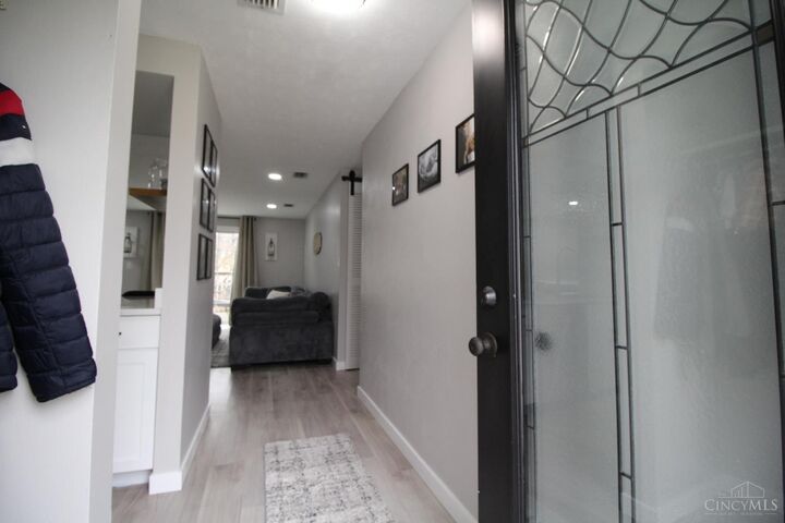 Property Photo:  4 Kensington Drive  OH 45013 