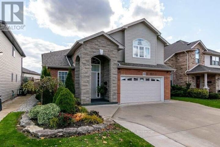 Property Photo: 412 Autumn Crescent ON L3C 7J9