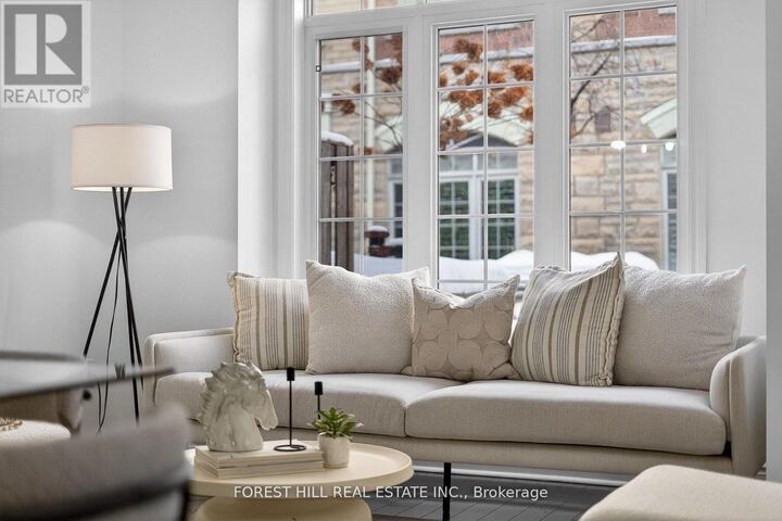 Property Photo:  8 Brighton Place 17  ON L4J 0E3 