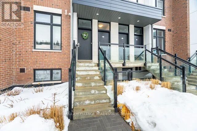 Property Photo:  9560 Islington Avenue South 214  ON L4H 5E8 